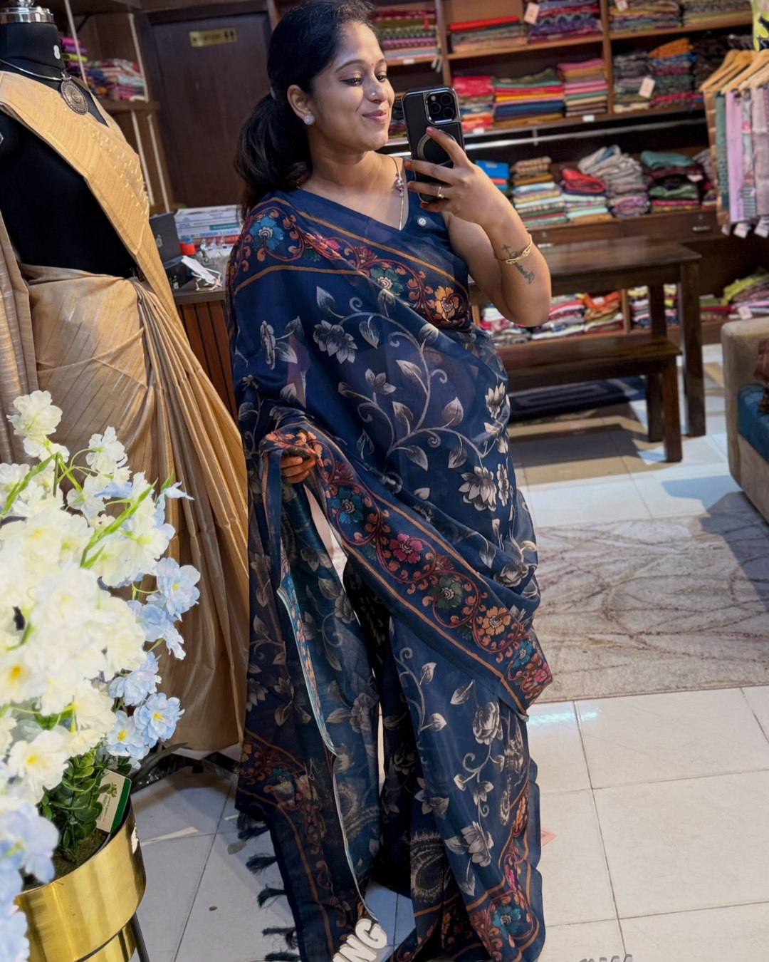 Elegant Blue Floral Printed Saree | Buy Ethnic Wear Online